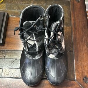 listing-status-banner